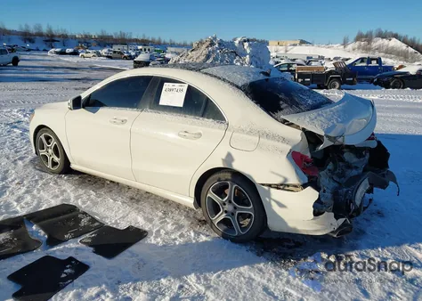 2014 Mercedes-Benz Cla 250 z USA, uszkodzony, nr VIN WDDSJ4EB7EN051664